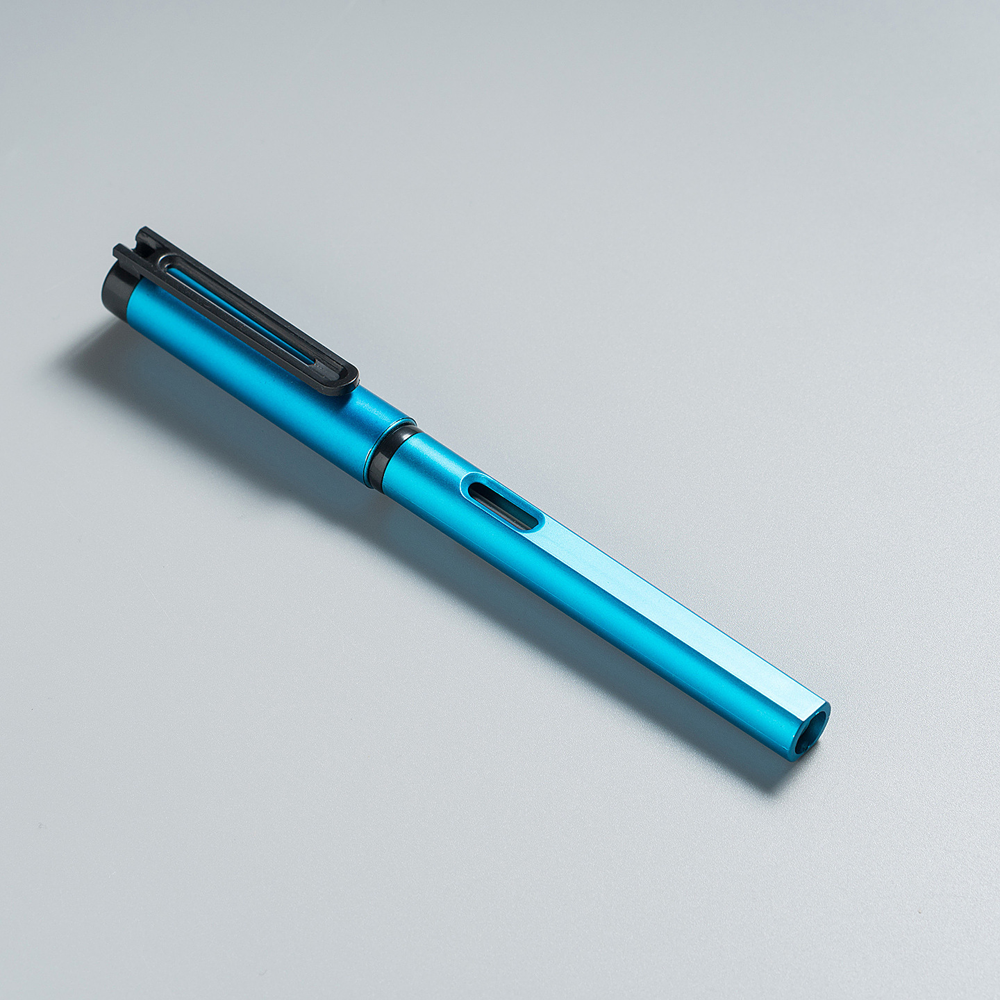 Azul Claro - Recambio Neutro Negro de 0.5mm