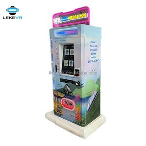 Distributeur automatique de pièces commémoratives de musée avec écran tactile, capacité de 400 pièces, accepte les paiements par carte de crédit et jetons, surveillance à distance - Product Image 3