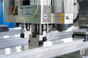 Nuevo diseño PTP CNC Router machine Center ATC Multifunción 1330 máquina de perforación de carpintería PTP cnc router para la venta - Product Image 5