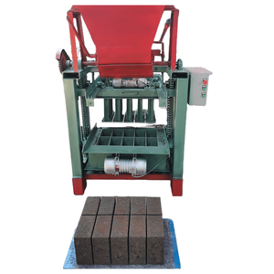Máquina de fabricación de ladrillos de venta directa de fábrica. Moldes personalizados para producir ladrillos sólidos de cemento. Con tolva. Máquina para hacer bloques - Product Image 1