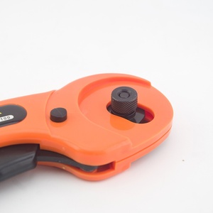 Splicing Roller <strong>Cutter</strong> <strong>45mm</strong> Leather Cutting Blade With Rubber Ring Cutting Blade Handle Roller - Product Image 5