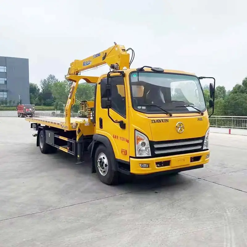 Camion plate-forme de remorquage de dépanneuse de route 4x2 LHD camion de plate-forme de remorquage avec la grue à vendre