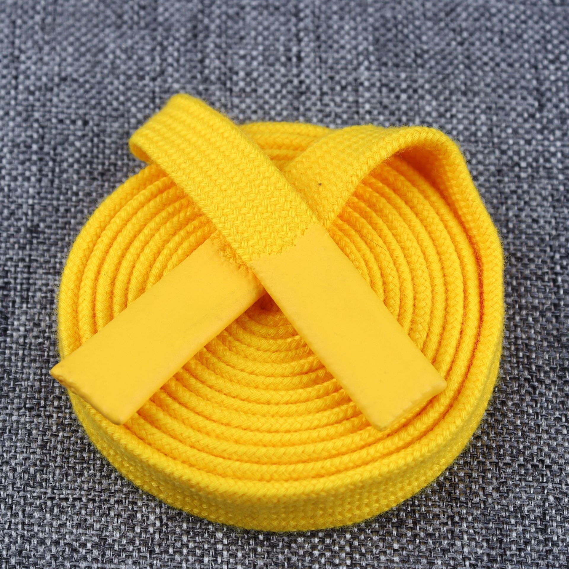 Jaune vif