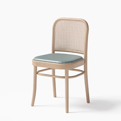 Chaise en rotin et bois de fer forgé