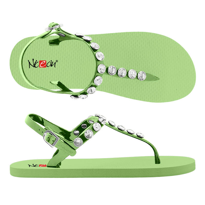 สีเขียว