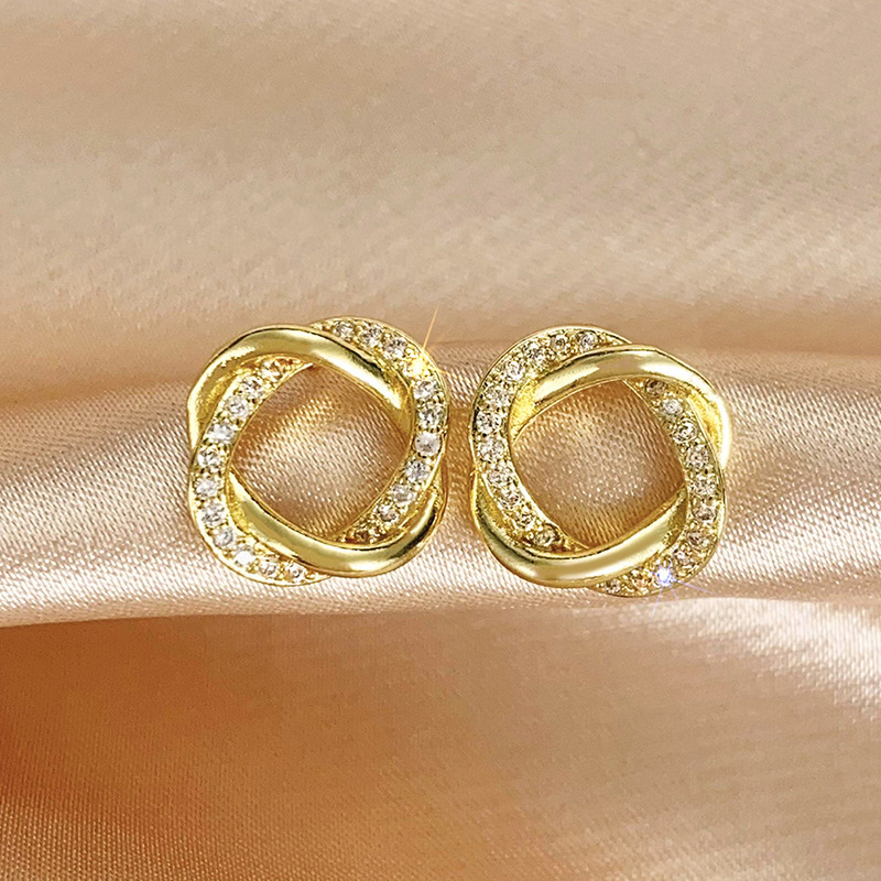 E3331 yellow gold