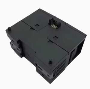 Siemens 6ES7288-3AQ02-0AA0 Módulo de salida analógica de 2 canales SMART de control de precisión para PLC PAC y controladores dedicados - Product Image 1