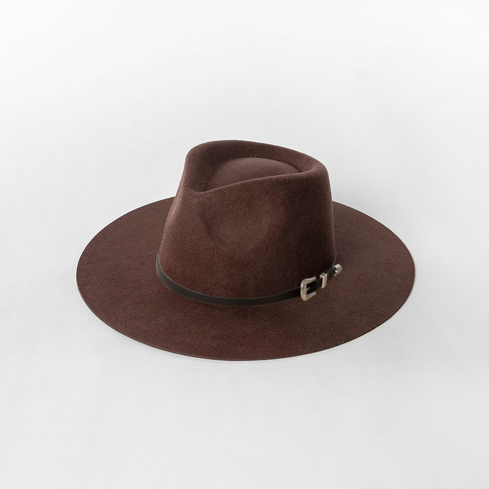 สีน้ำตาล