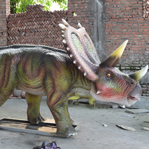 Actory irect-riceratops, Righ-peed, otor accionado por inosauro con vement ynamic - Product Image 2