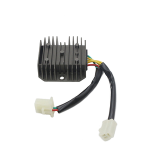 レギュレータ整流器ホンダ31600-KV8-681 CB450 CH125 Spacy CM400 FT500 GB500 <span class=keywords><strong>CN250</strong></span> CB400 CM200用バイクアクセサリー電圧