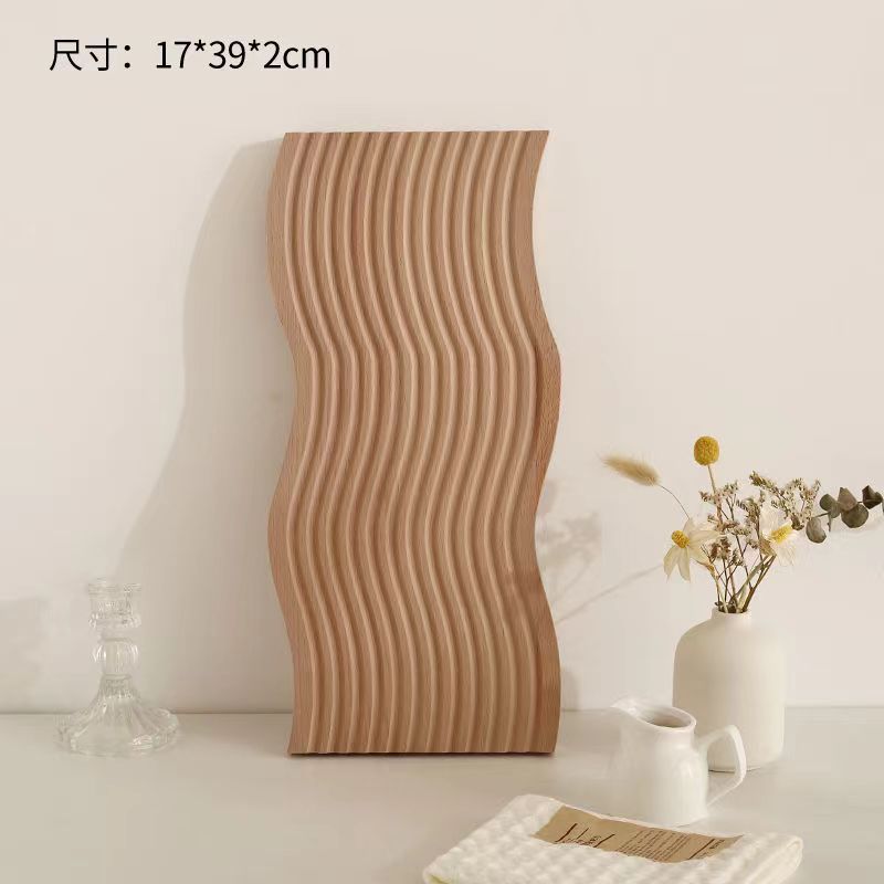Forme ondulée en bois de hêtre (39*17*2cm)