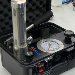 Удобный ручной прибор для испытания труб с источником питания 35000psi - Product Image 1