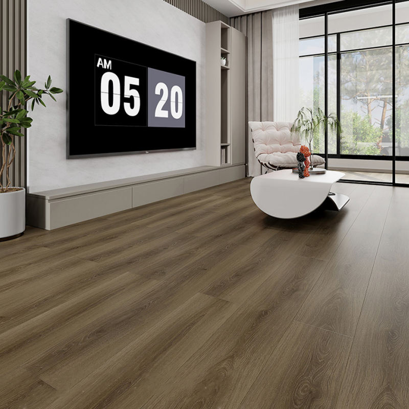 Lotus soufflé par la brise à Quyuan (cour sinueuse)