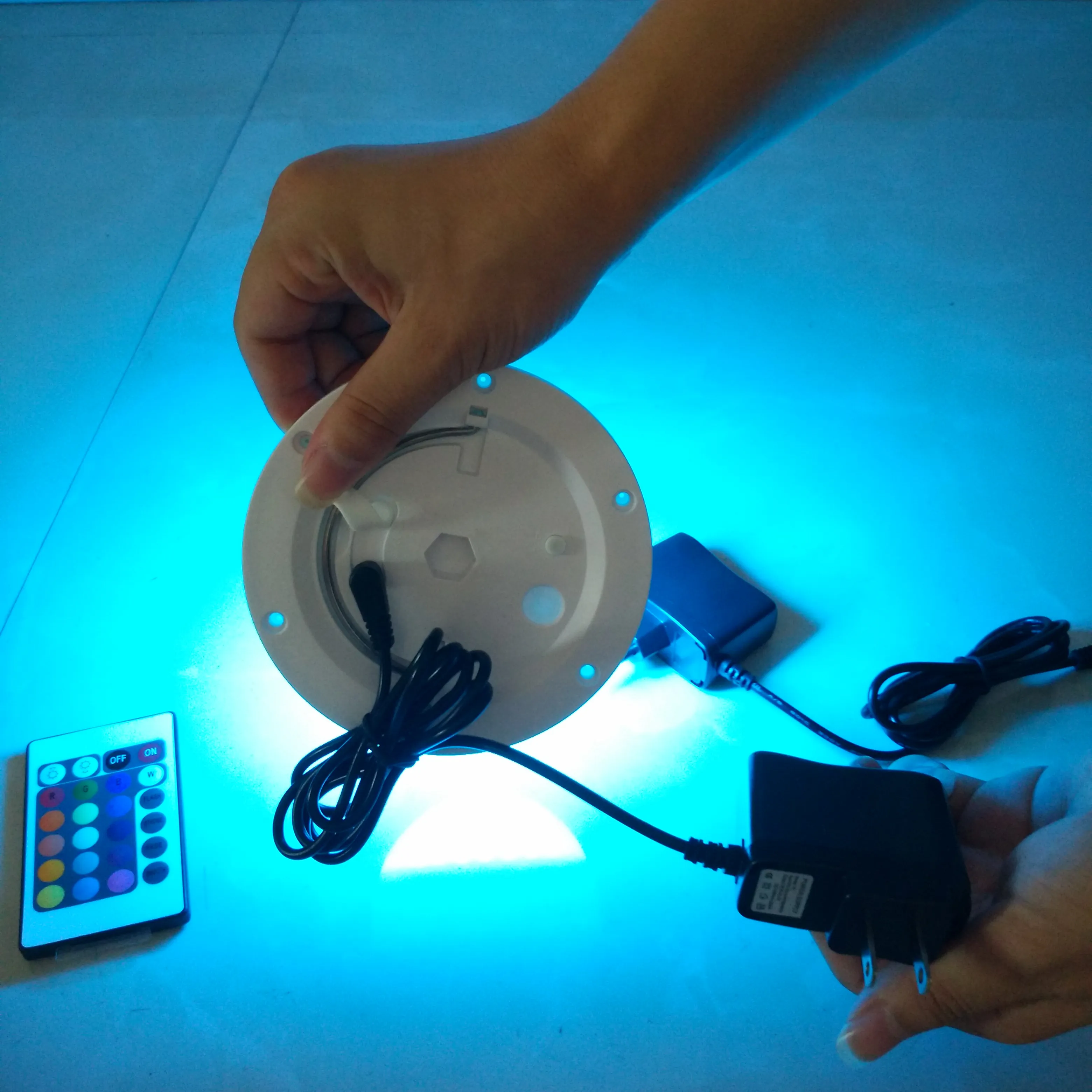 IR/RF telecomando senza fili a batteria sotto il tavolo luce a led per centrotavola matrimonio decorazione per tavolo in vetro per banchetti per eventi