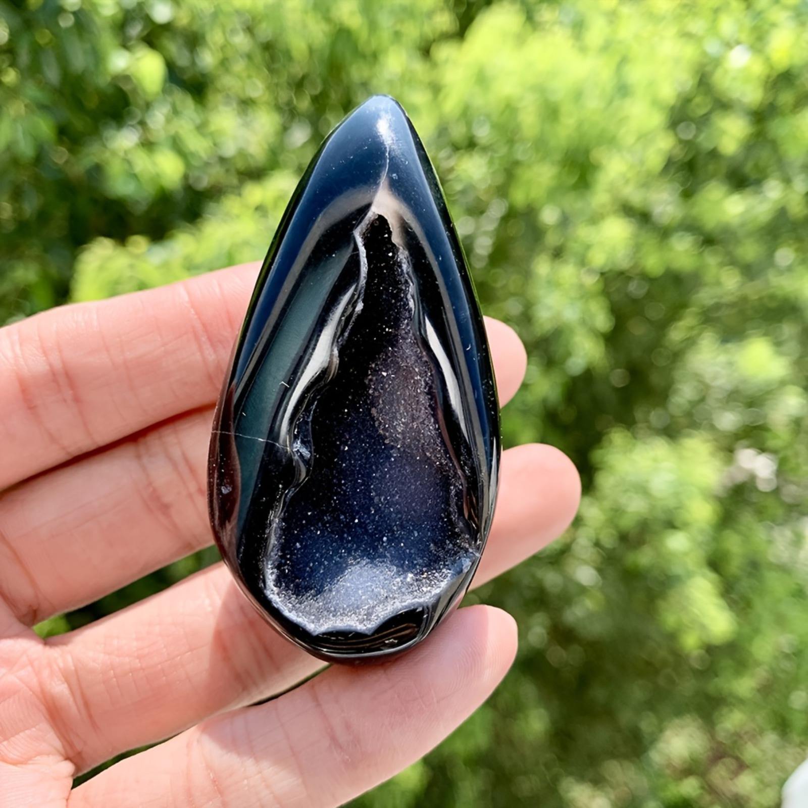 ไข่อาเกตสีดำ