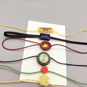 Hangtag Lock Custom Relieve Brand Name Logo String Cord Plastic Swing Loop Hang Tags Seal String para prendas de vestir - Product Image 5