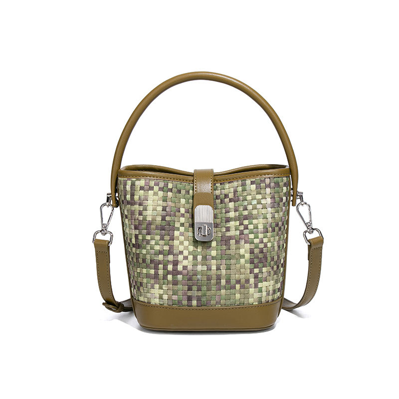 B2519-1 # campo verde palma de hadas