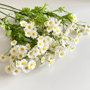 Wedding Decoration Sunflower Chrysanthemum Flowers Artificial <strong>Daisy</strong> Flowers <strong>Daisies</strong> Flower - Product Image 1