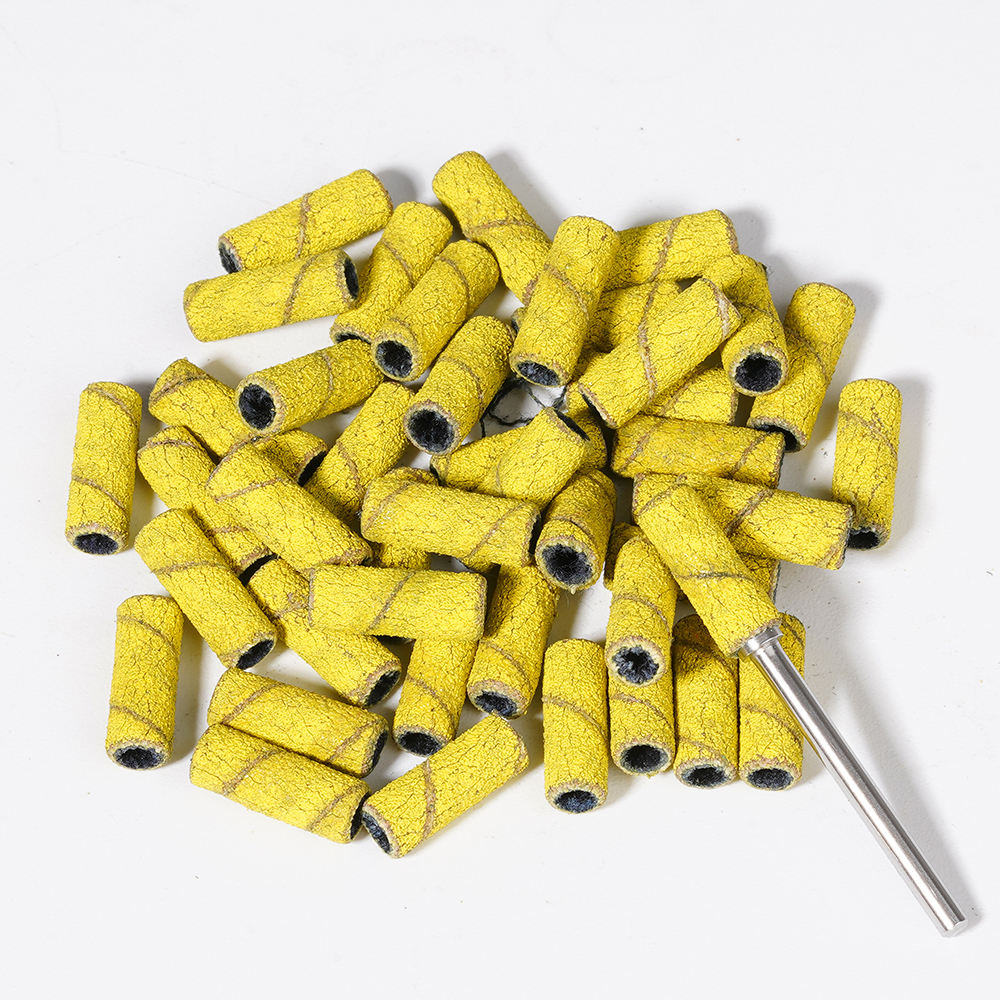 สีเหลือง