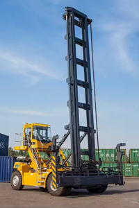 Heavy Duty Mobile Container Reach Stacker 9 Ton Contenedor vacío Handler XCH907K con capacidad de elevación de 9 toneladas para la venta - Product Image 4