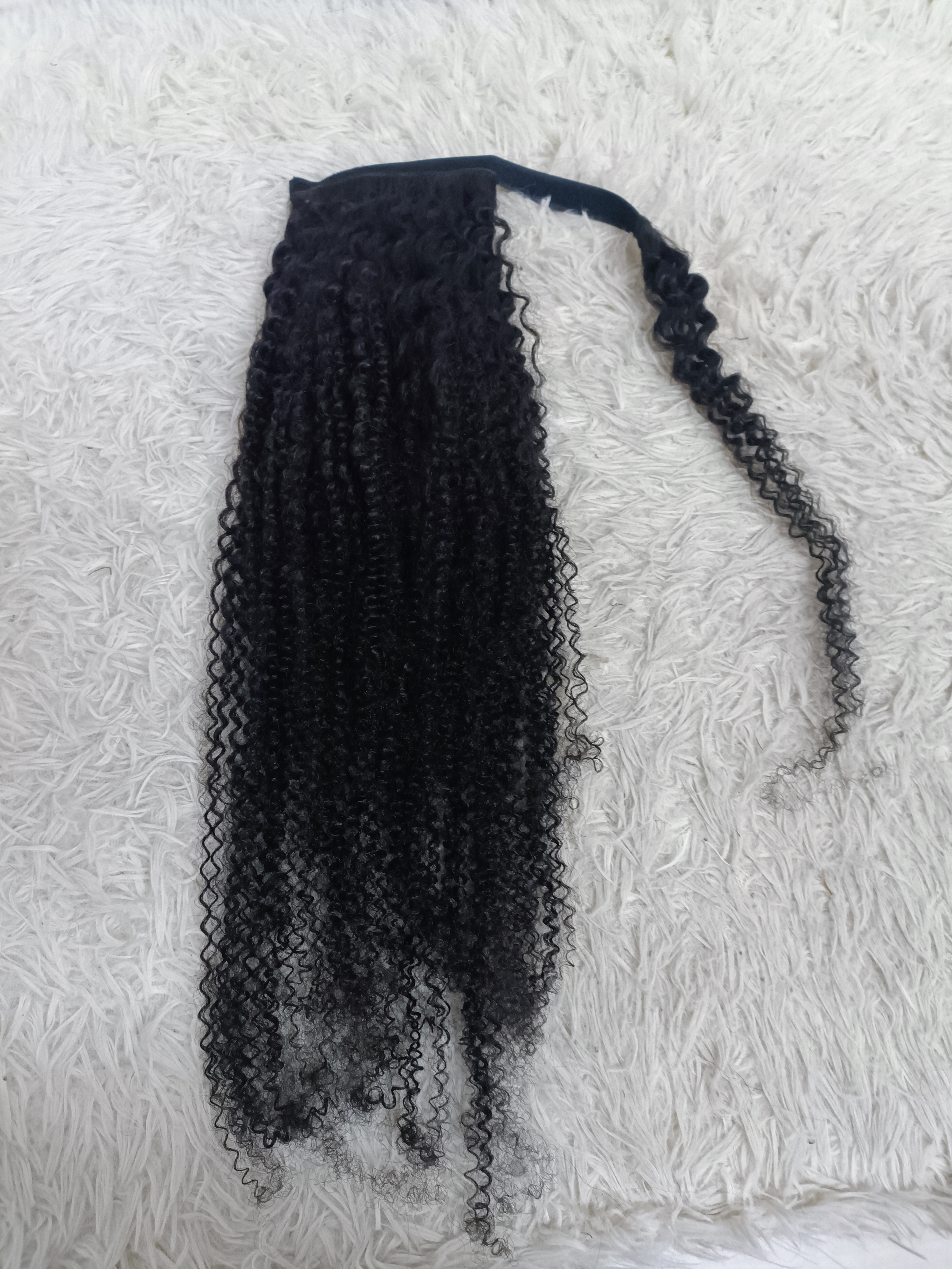 Wrap Around-Kinky curly