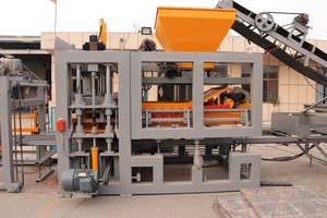 Máquina de prensado de ladrillos AUTOMÁTICA DE VENTA RÁPIDA, fabricante de línea de máquina de fabricación de bloques de ladrillos de - Product Image 5