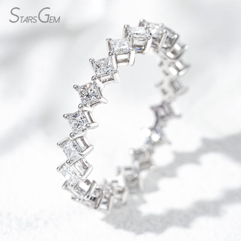 18K White Gold