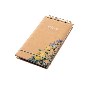 Mini cuaderno de oficina personalizado con diseño de bobina en espiral impresa, cubierta lisa de sublimación para uso universitario, opciones de compra a granel baratas - Product Image 1