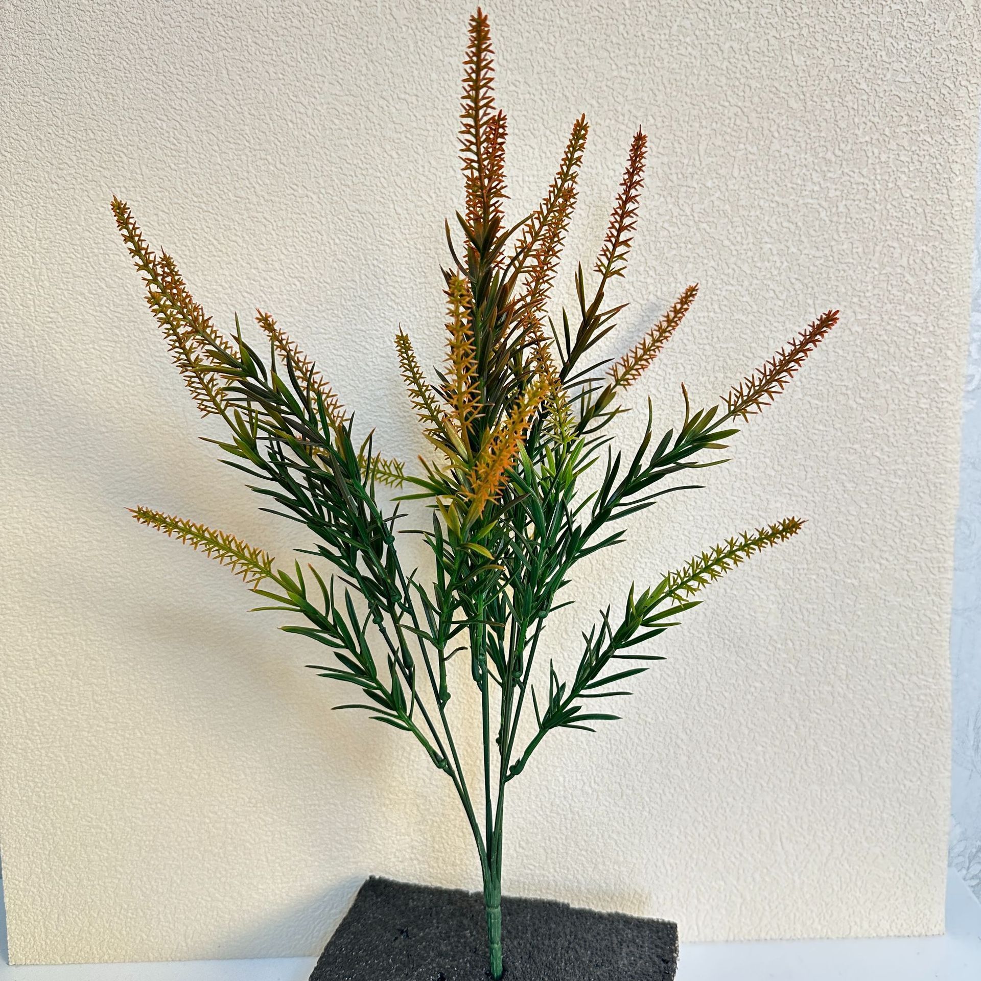 35cm Plastic Water Grass (Autumn)