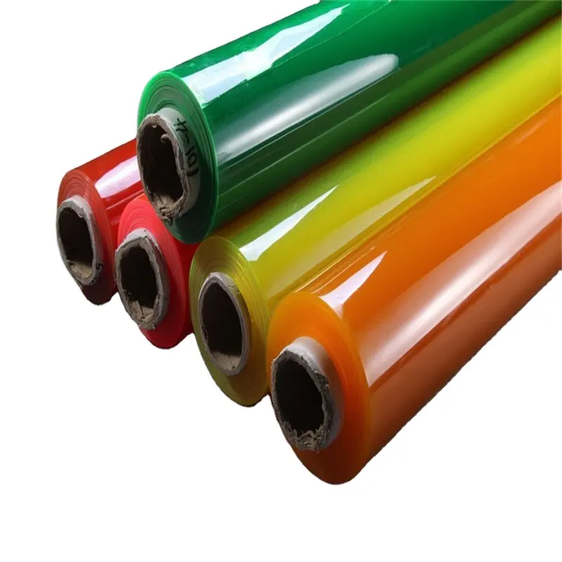 Vente en gros rouleau de film PVC souple coloré 0.05mm à 12mm d'épaisseur film calandré PVC couleur unie haute brillance