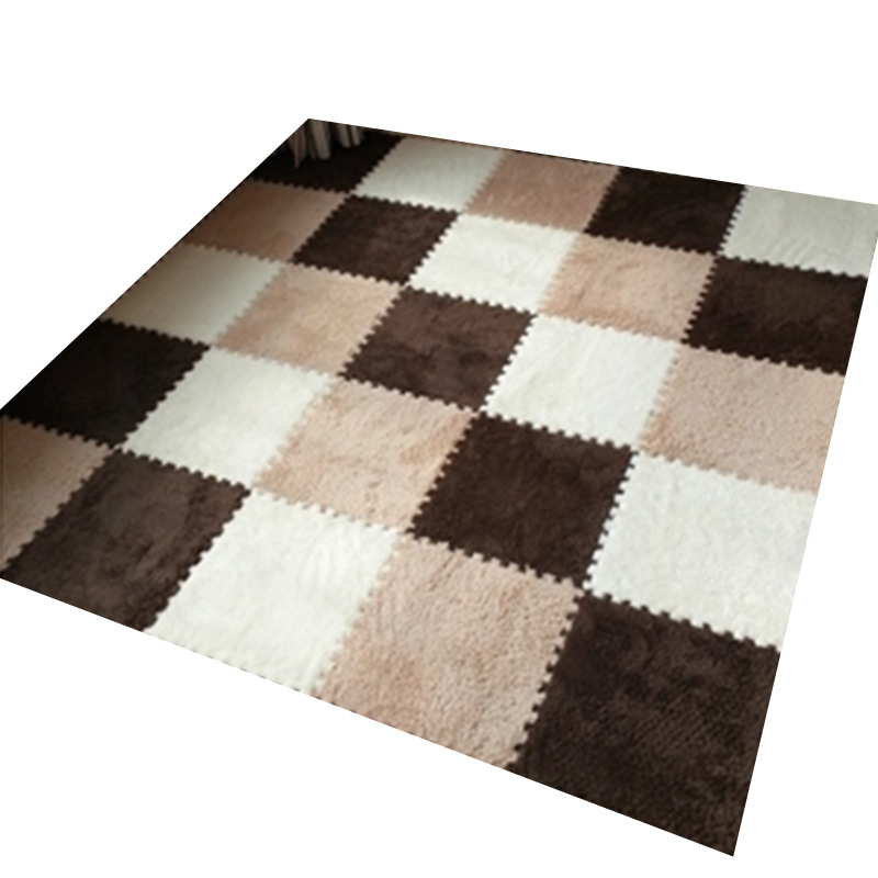 Alfombrillas de terciopelo ecológicas en marrón oscuro, marrón claro y blanco