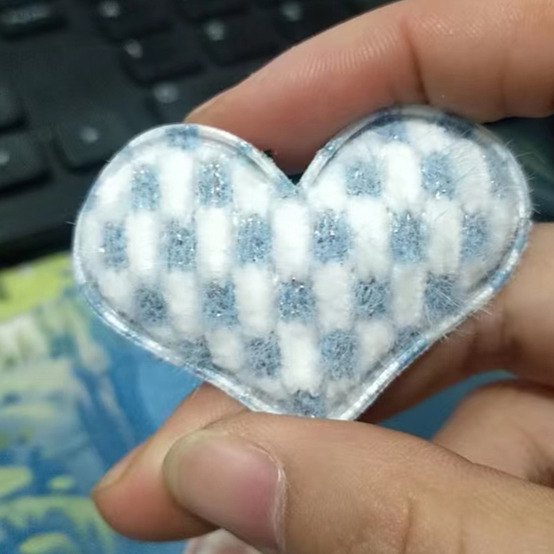 Heart-shaped blue BB clip