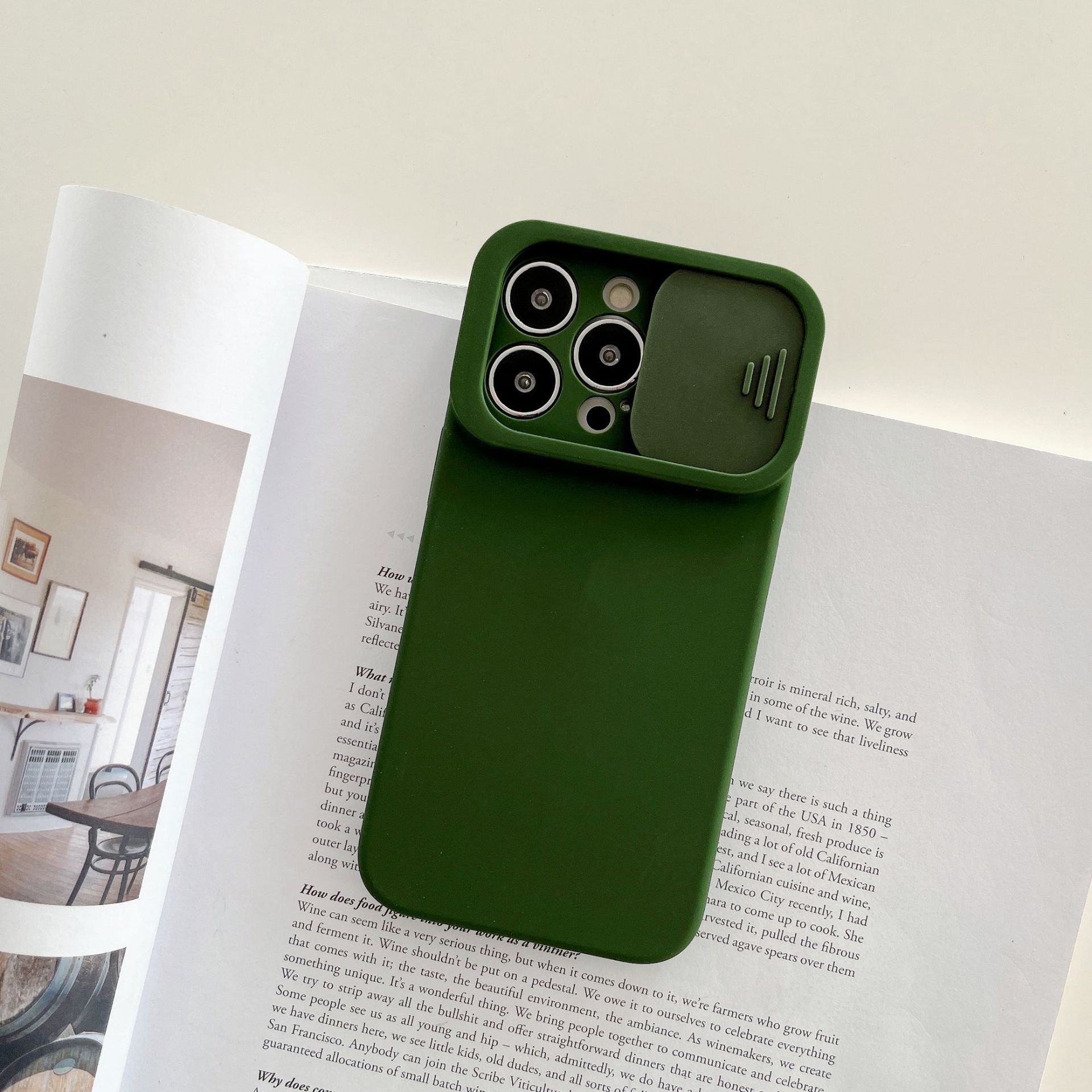 Dark Green+Logo