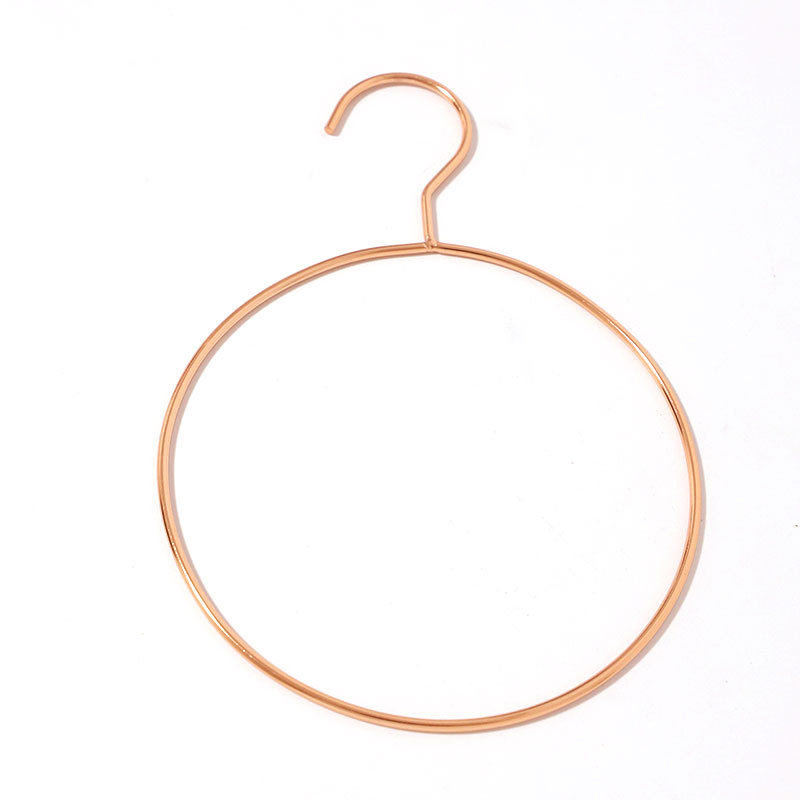 Round rose gold