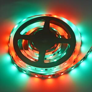 RGB multicolore cambiamento striscia di luce a LED con DC12V 18W adattatore Controller RGB indirizzabile Kit di striscia a LED per la retroilluminazione TV