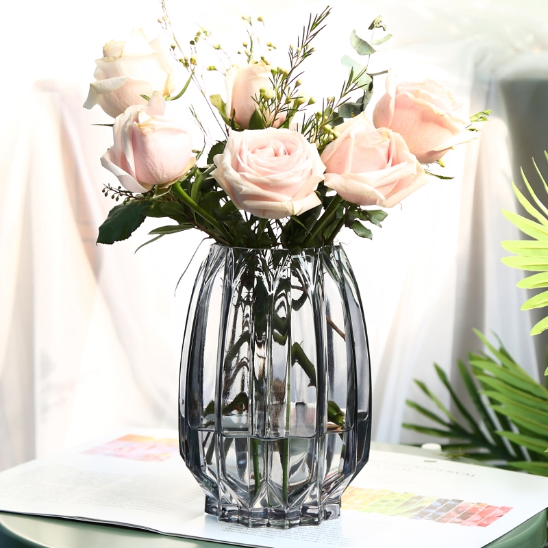 Factory Produced Wholesale Glass Flower Vase for Home Decor