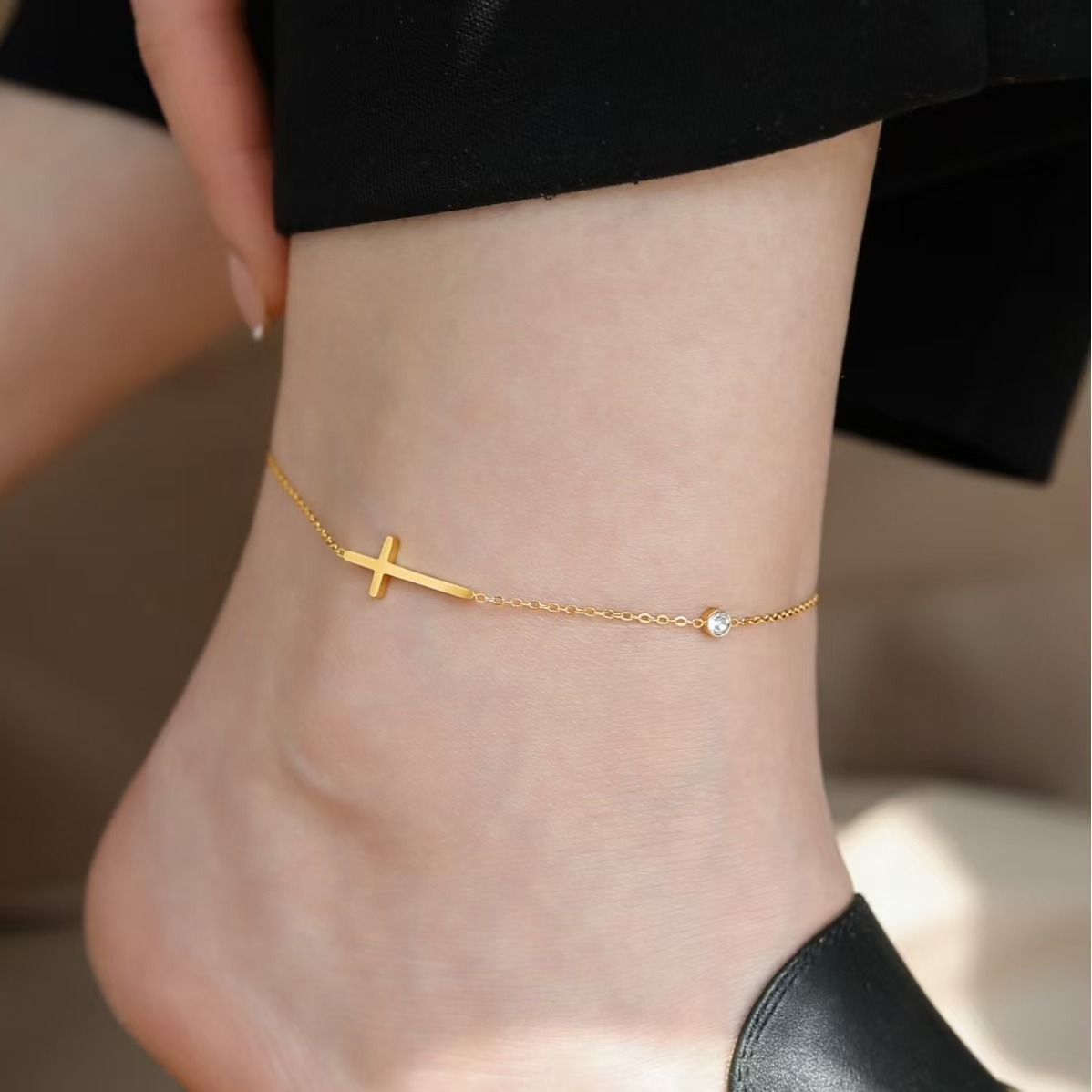 Croix cheville or
