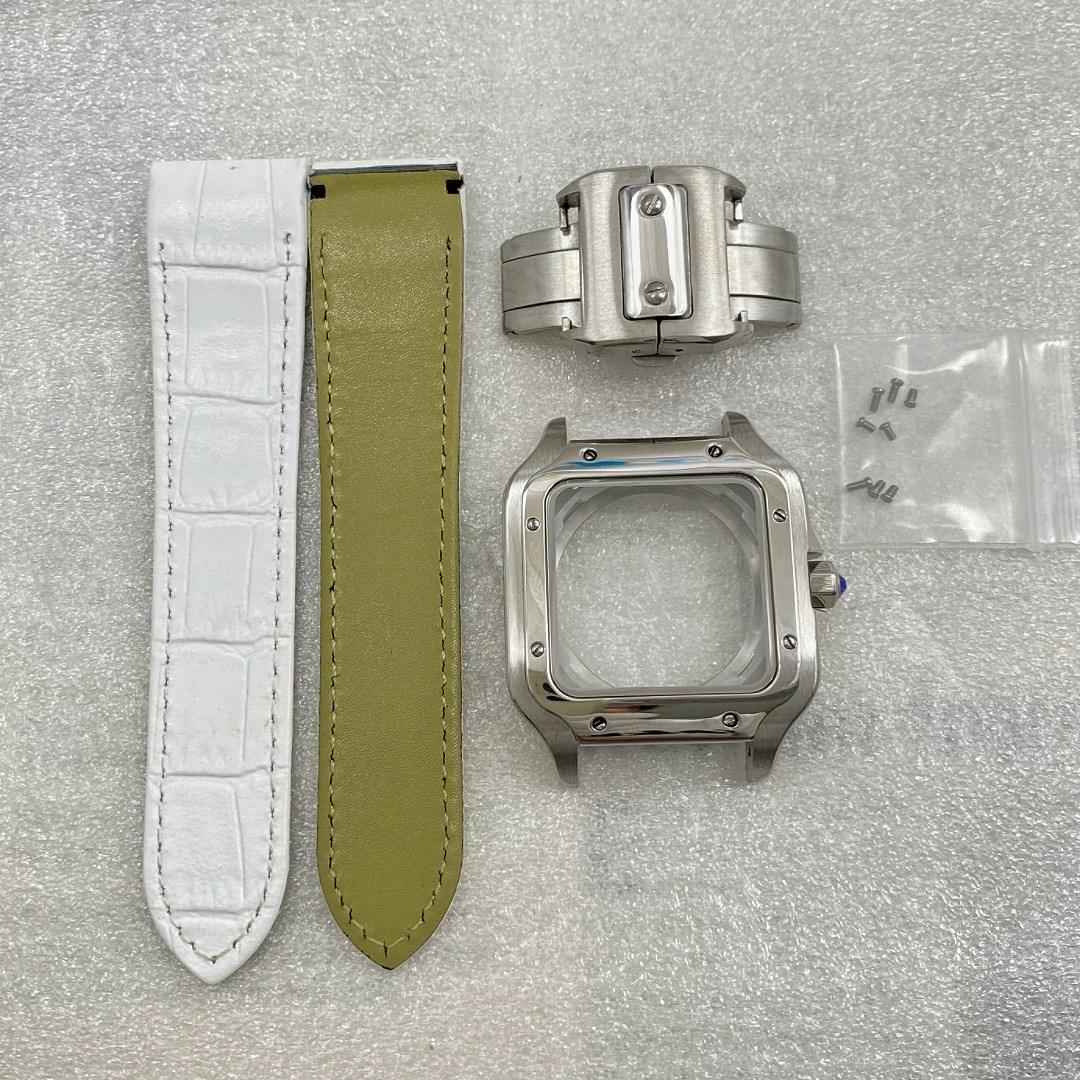 Boîtier argenté - Bracelet en cuir blanc