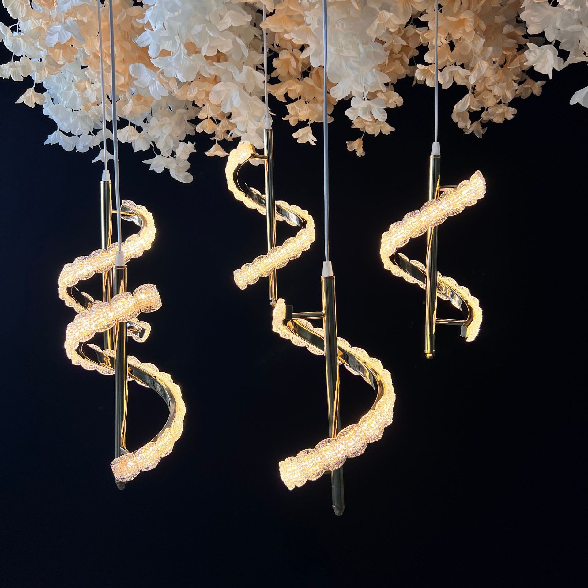 5 buckle twist flower chandelier golden warm light
