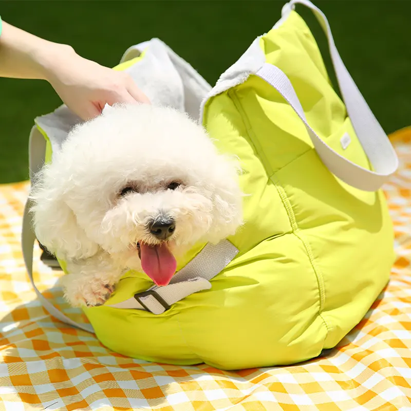 UFBemo Customize Pet Waterproof Portable Travel Booster Protector Pet Bed Cover Car Dog Seat Carrier Bag