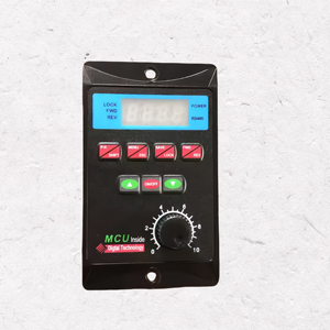 Unidad de frecuencia variable 0.75KW Entrada Monofásica 220V y Salida Trifásica 220V Controlador de velocidad del motor VFD - Product Image 1