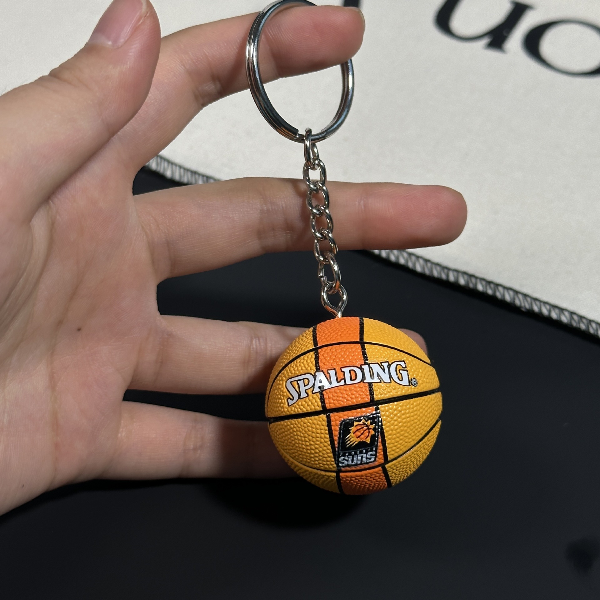 Basket-ball commémoratif SUNS