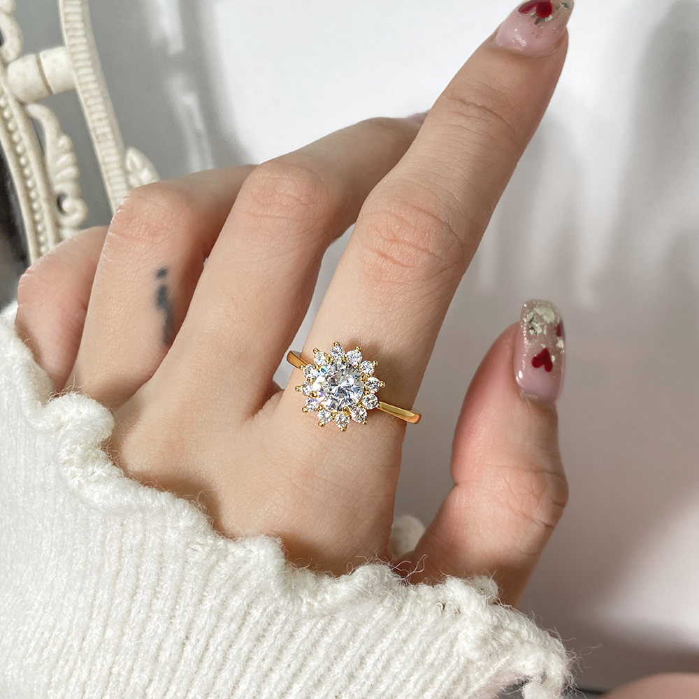 Placage 18 carats sur pierre blanche