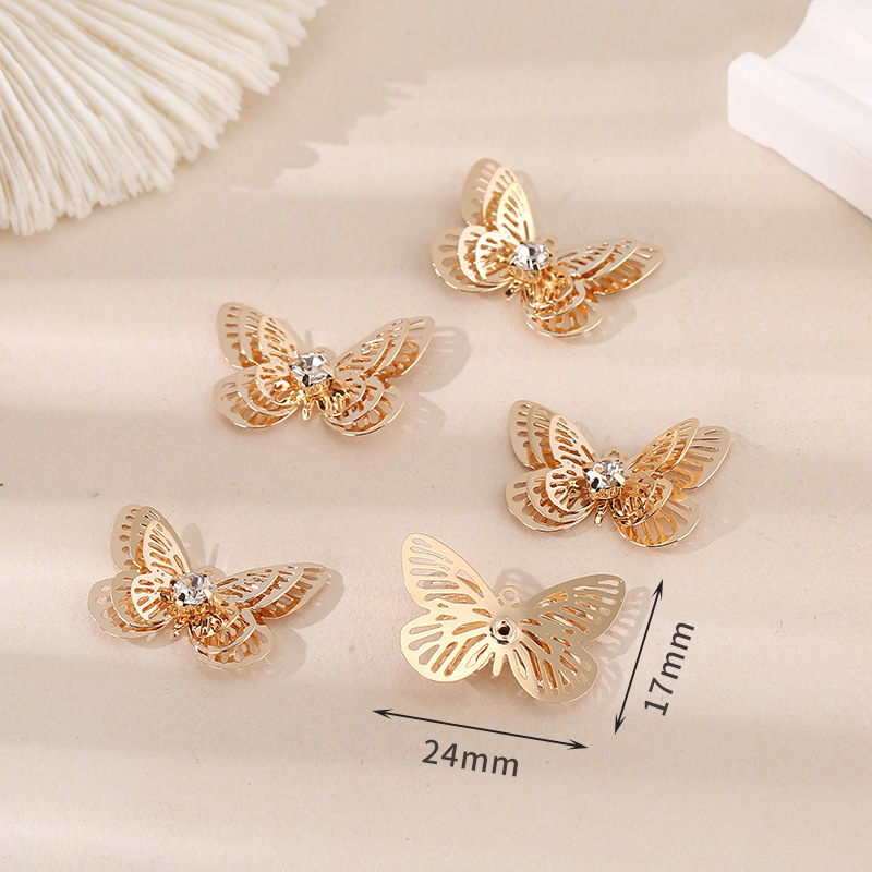 Style 7 Conception papillon à trois couches 17*24mm