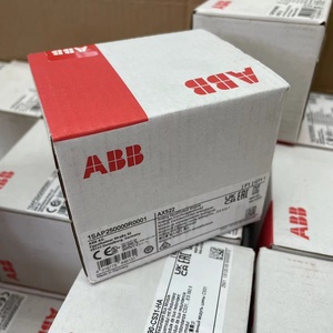 Un módulo de entrada/salida analógico BB AX522 1SAP250000R0001