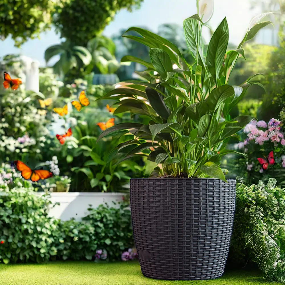 Leizisure unico interno/esterno bianco rotondo Rattan superficie di plastica cesto di vimini vaso di fiori per uso del pavimento del giardino