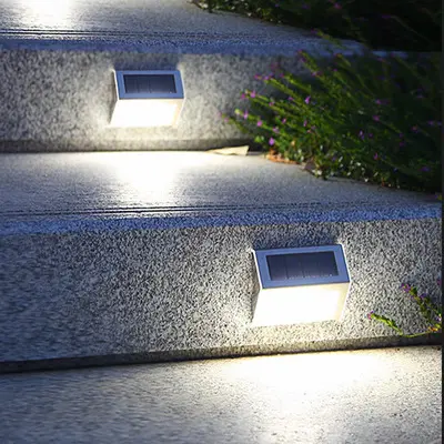 Hot Sale Outdoor Garagentor Warn licht Wasserdichte LED Solar Step Dock Lichter für Decks Pathway Yard Treppen Zäune