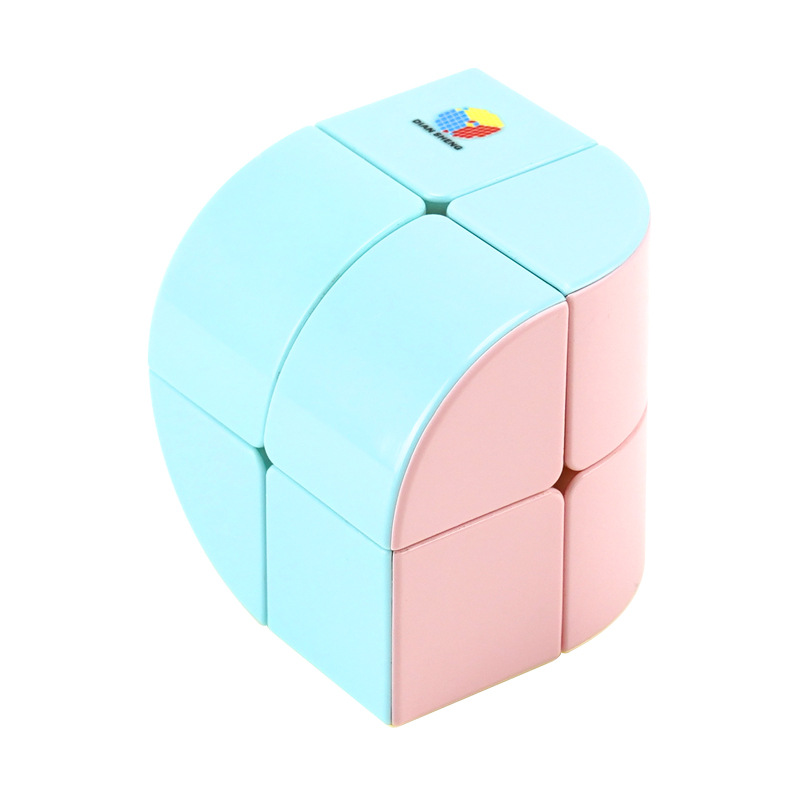 Point-filled second-order trihedron - macaron colors