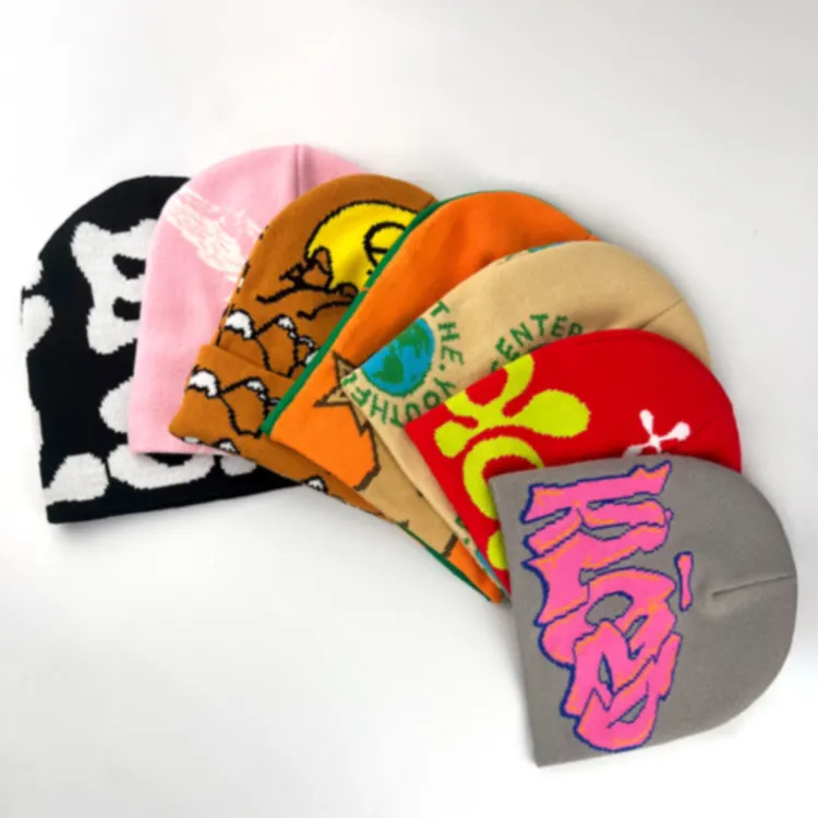 Cappelli invernali personalizzati lavorati a maglia unisex di nuovo stile jacquard all over print logo beanie hats