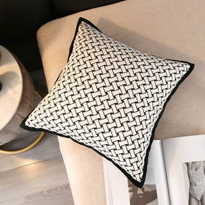 Bantal kotak pola geometris anyaman ramah lingkungan, bantal mewah tahan lama campur lembut halus Modern kontemporer - Product Image 1